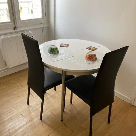 Appartement De 30 M² Coeur De Ville דירה